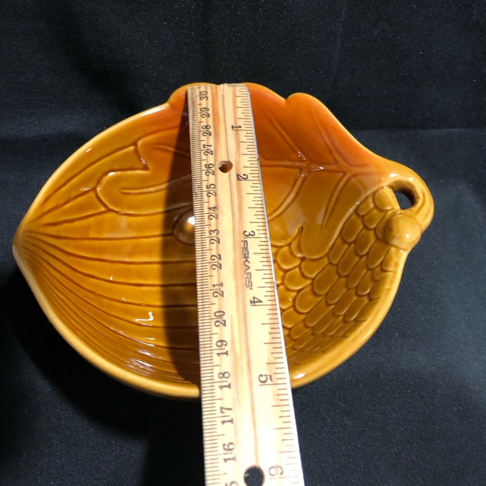 Collectible Hallmark Ceramic Acorn Candy/Nut Dish - Picture 6 of 7